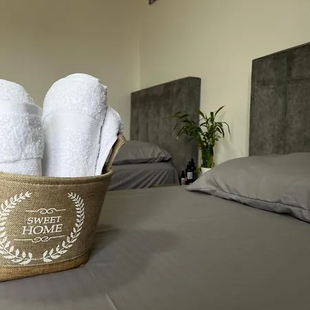 Hostel By Fenix Tirana